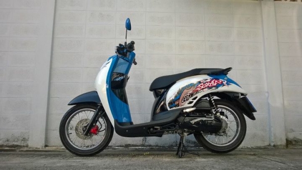 SCOOPYi 2012 สภาพใหม่กริ๊บ ยางใหม่หมด วิ่งน้อย ขายถูกๆ ต่อรองได้