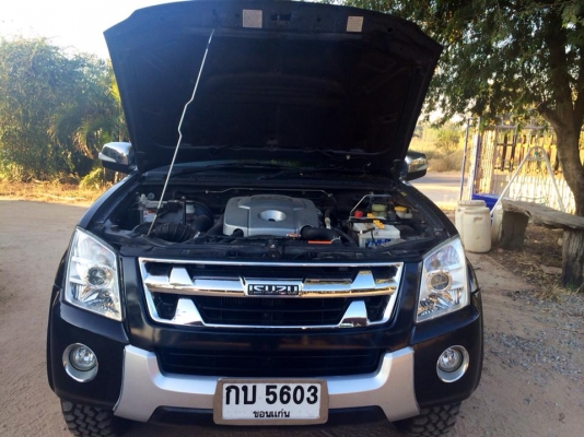 ขาย ISUZU D-MAX CAB 4 เครื่อง 2.5 ขาย ISUZU D-MAX CAB 4 เครื่อง 2.5