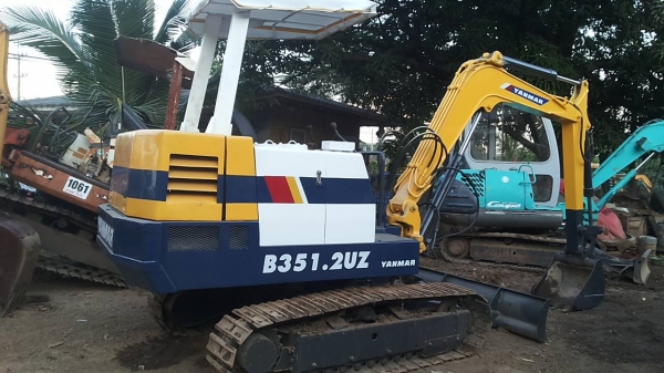 โปรโมชั่นต้อนรับปีใหม่ขายรถขุด-ดัน YANMAR B351.2UZรถเก่านอก สภาพพร้อมใช้ มีเอกสารแจ้งจำหน่าย โปรโมชั่นต้อนรับปีใหม่ขายรถขุด-ดัน YANMAR B351.2UZรถเก่านอก สภาพพร้อมใช้ มีเอกสารแจ้งจำหน่าย