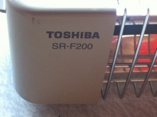 ฮีตเตอร์ TOSHIBA ทำความร้อนในบ้านช่วงหน้าหนาวแท่งทำความร้อน 1 แท่ง ฮีตเตอร์ TOSHIBA ทำความร้อนในบ้านช่วงหน้าหนาวแท่งทำความร้อน 1 แท่ง