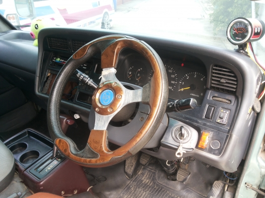 ด่วน commutor 185000 ด่วน commutor 185000