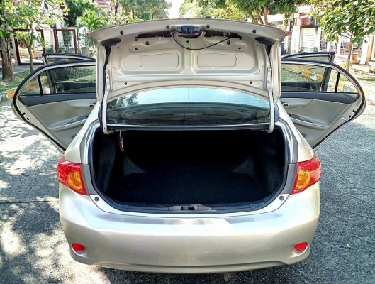 -----ขาย---- (รถบ้าน ฟรีดาวน์ พร้อมโอน) TOYOTA ALTIS ปี2010 เบนซิล 1.6G เกียร์AT แอร์แบคคู่ วิ่ง8&times;,&times;&times;&times;กม.