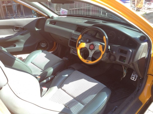 ขายครับ HONDA. CIVIC. 3 D. V-TEC. ออโต้ แกสหัวฉีด สีเจ็บตูด แม็กสวย แอรหนาว พร้อมใช้ จบๆ สีสวยช่วงล่างดี ภายในสวย เครื่องดี พร้อมใช้ วิ่งไกลสบาย เอาไปหล่ออย่างเดียว ราคานี้โคตรถูก ช้าอด 79000 085-359-4089 กอล์ฟครับ ดูรถสายไหมวงศกร