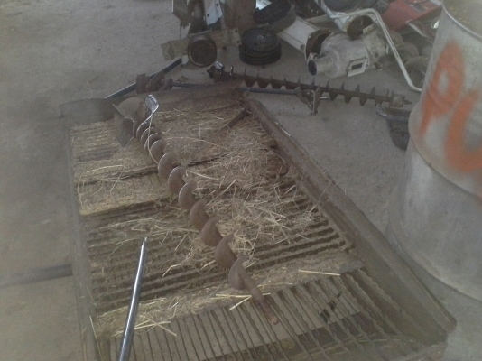 เสร็จแล้วครับ ท่านที่รอเข้าซ่อมติดต่อมาเลยครับ รถที่ทางศูนย์ไม่รับซ่อมเรารับได้ ราคาคุยกันได้  dc95 ครับ เก็บเกี่ยวเสร็จ เจ้าของไม่ขายขอซ่อมเต็ม ๆ เตรียมงานหน้าครับ  คอยติดตามผลงานเราก่อนค่อยตัดสินใจครับ