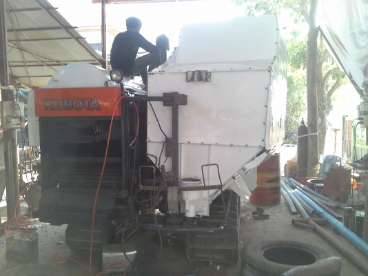 เสร็จแล้วครับ ท่านที่รอเข้าซ่อมติดต่อมาเลยครับ รถที่ทางศูนย์ไม่รับซ่อมเรารับได้ ราคาคุยกันได้  dc95 ครับ เก็บเกี่ยวเสร็จ เจ้าของไม่ขายขอซ่อมเต็ม ๆ เตรียมงานหน้าครับ  คอยติดตามผลงานเราก่อนค่อยตัดสินใจครับ