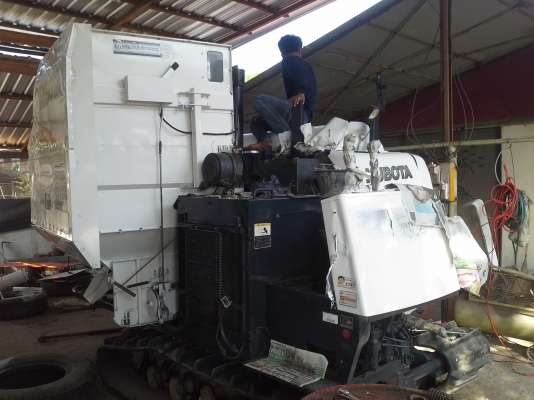 เสร็จแล้วครับ ท่านที่รอเข้าซ่อมติดต่อมาเลยครับ รถที่ทางศูนย์ไม่รับซ่อมเรารับได้ ราคาคุยกันได้  dc95 ครับ เก็บเกี่ยวเสร็จ เจ้าของไม่ขายขอซ่อมเต็ม ๆ เตรียมงานหน้าครับ  คอยติดตามผลงานเราก่อนค่อยตัดสินใจครับ