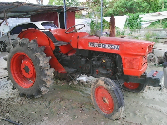 ขาย รถไถเก่านอก สภาพเดิมๆ ตามสถาพ ใช้งานได้ทุกคัน ขาย รถไถเก่านอก สภาพเดิมๆ ตามสถาพ ใช้งานได้ทุกคัน