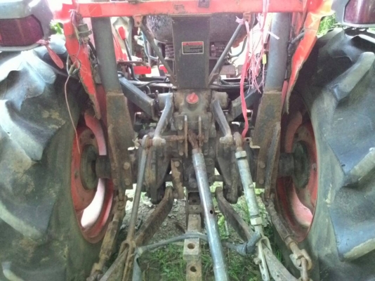 ขายรถไถ KUBOTA L3408 DI  2เพลา 35แรง ราคา 165,000  สนใจสอบถาม 0818618678