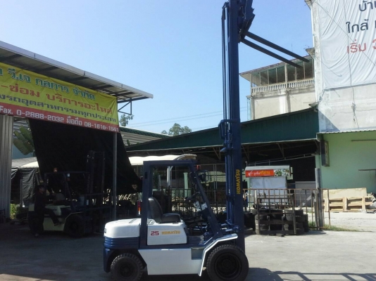 KOMATSU FD 25-11ขนาด2.5ตัน เสาสูง4.5เมตร ฮิ้งฟอร์ค เกียร์ธรรมดา ยางตัน6เส้น เครื่องยนต์ดีเซล4D95 ชั่วโมงการใช้งาน5XXX รถเก่าญี่ปุ่น รับประกันเครื่องเกียร์6เดือน ราคาต่อรองได้สนใจติดต่อ0816161541