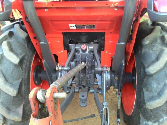 ขายรถไถ KUBOTA L3008 พร้อมดันหน้า ผาน5   สนใจสอบถาม 0818618678