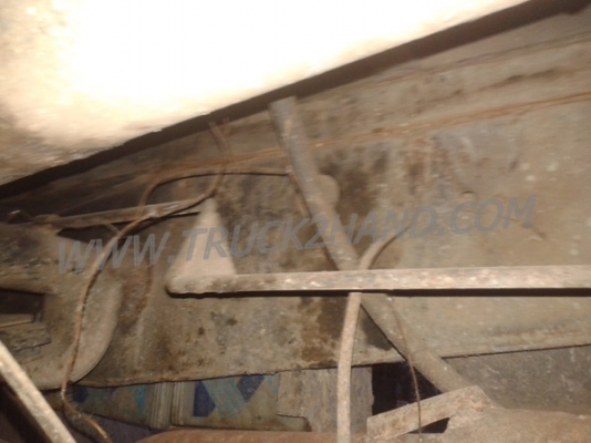 รถบรรทุก 6 ล้อดัมพ์