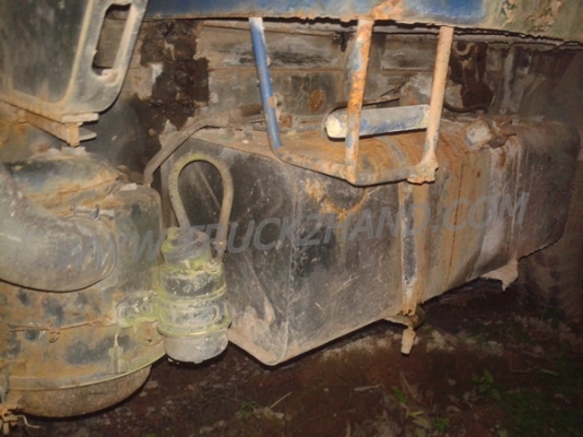 รถบรรทุก 6 ล้อดัมพ์