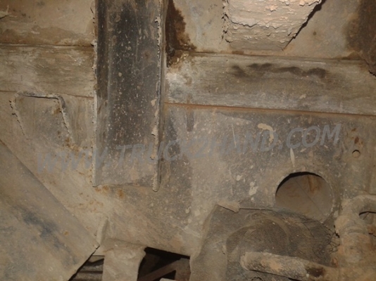 รถบรรทุก 6 ล้อดัมพ์