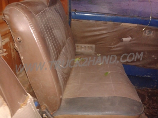 รถบรรทุก 6 ล้อดัมพ์