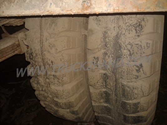 รถบรรทุก 6 ล้อดัมพ์