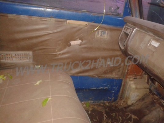 รถบรรทุก 6 ล้อดัมพ์