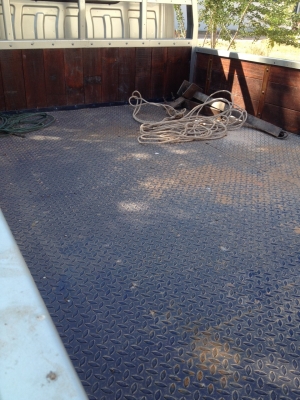 ขายสี่ล้อ อีซูซุ NKR-100แรง ปี49ป้ายเล็กไม่ติดเวลา สภาพดีเครืองแน่น แคซซีสวยกิ๊ก เอกสารทะเบียนพร้อมโอน