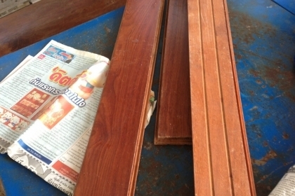 ไม้ปาเก้มะค่าเก่าเก็บ