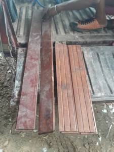 ไม้ปาเก้มะค่าเก่าเก็บ