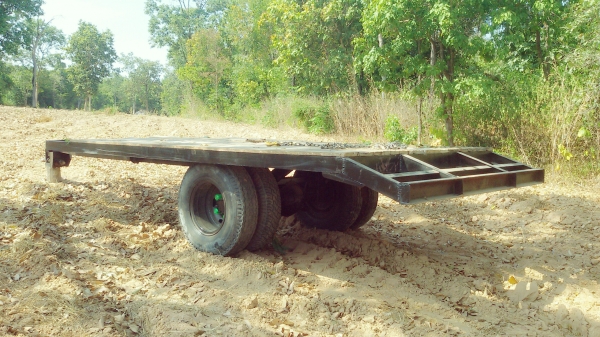 ขายพ่วงลากแบ็คโฮเล็ก5ตัน 39,000ขนอ้อยได้