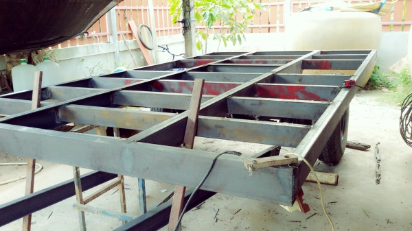 ขายพ่วงลากแบ็คโฮเล็ก5ตัน 39,000ขนอ้อยได้