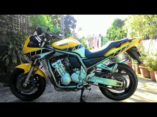 ขายครับ FZS1000 ปี2003 ทะเบียนแท้โอนขนส่ง (จัดไฟแนนได้150,000) รถสวยเครื่องดีวิ่งน้อยทำใหม่หมดทั้งคันสภาพจบพร้อมออกทริป
