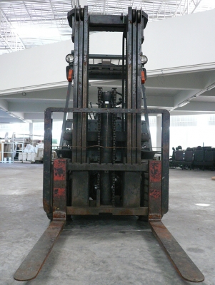 ขายรถโฟล์คลิฟท์มือสอง toyota รุ่น 6fd30 ราคา 399,000 บาท