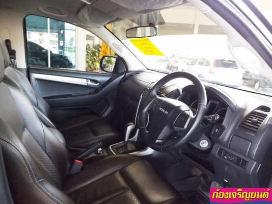 ISUZU ALL NEW DMAX V CROSS 3.0VGS 4WD AUTO