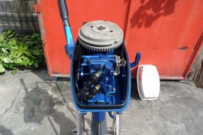 ขาย เรือปิเนียม LANDUA 12 ฟุต พร้อมเครื่อง SUZUKI 8 แรงหางสั้น พร้อมใช้ 43000 แยกขายได้ ตัวเรือ 27,000 เครื่อง 16,000