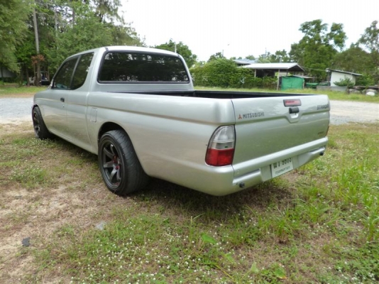 STRADA วาง 1UZ แก๊สหัวฉีด