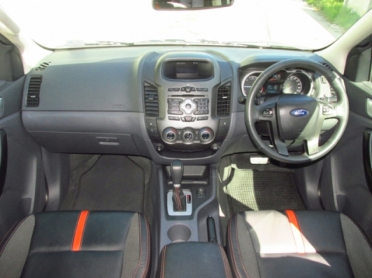 FORD WT 3.2 CC. เกียร์ออโต้ ขับ 4 ยกสูง TOP สุด FORD WT 3.2 CC. เกียร์ออโต้ ขับ 4 ยกสูง TOP สุด