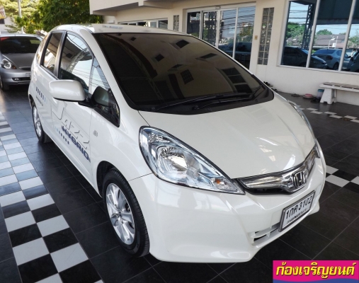 HONDA JAZZ HYBRID1.3 CVT ปี 2012 HONDA JAZZ HYBRID1.3 CVT ปี 2012