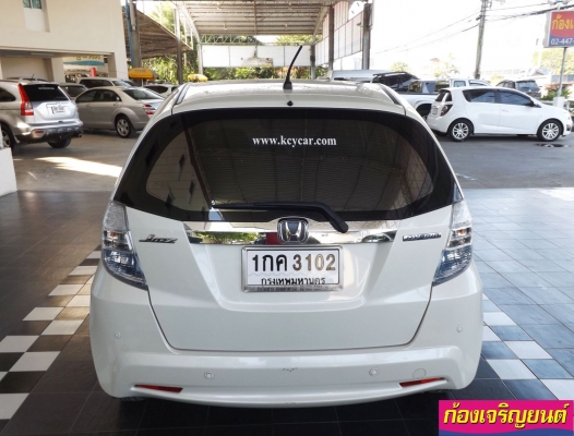 HONDA JAZZ HYBRID1.3 CVT ปี 2012 HONDA JAZZ HYBRID1.3 CVT ปี 2012
