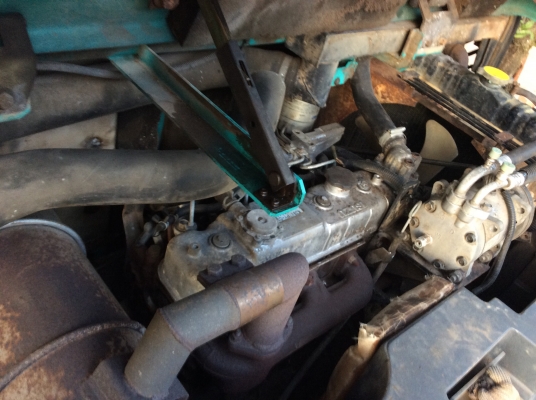 รถขุด ยี่ห้อKOBELCO