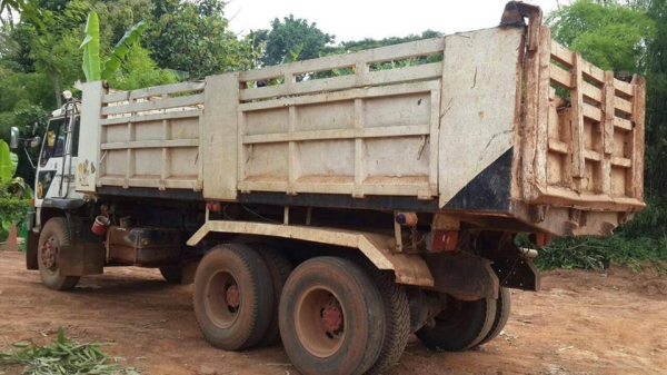 ขายดั้มMITSUBISHI FN528 ยูโรวันปี44 เครื่องดี แคชซีสวย พ.เพาเวอร์ เบรกทิฟฟี่ ภายในสวย แอร์เย็น พร้อมใช้งาน เอกสารพร้อมโอน จัดไฟแนนซ์ได้ เงื่อนไขง่ายๆวันเดียวรับรถ สนใจโทร 090-8588220คุณนะ ID:narong498 หรือ www.truck.in.th/498 หรือfb:ณรงค์ ซื้อขายรถมือสอง(