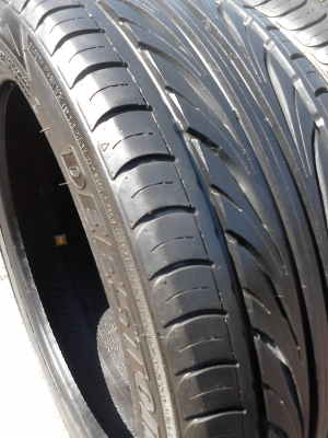 205/45R17  ใหม่ๆ ปี2014 DEESTONE CARRERRS R702 ปี2014 ไม่มีปะ มี 2 เส้น  TEL.081-427-3941