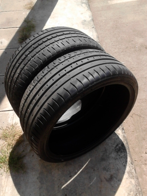 225/35R20 acceiera PHI ปี2012 ไม่มีปะ  มี 2 เส้น TEL.081-427-3941