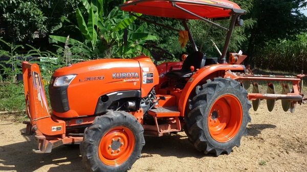 ปัญญาแทรคเตอร์..จัดมาให้ครับ ด่วน!!!คูโบต้า L3608 พร้อมผาน 6ตราช้าง รถไร่ สีเดิมๆ เล่มพร้อม จัดส่ง อเกษตรวิสัย จ.ร้อยเอ็ด