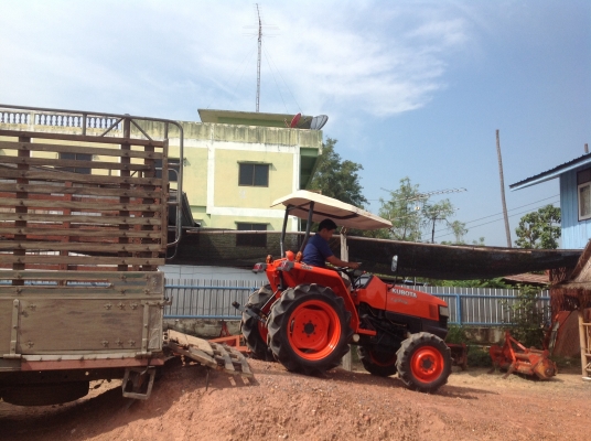 ปัญญาแทรคเตอร์..จัดมาให้ครับ ด่วน!!!คูโบต้า L2808 พร้อมผาน 5