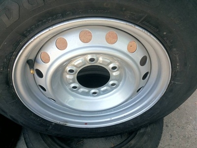 ขายล้อกะทะขอบ15 6 รู พร้อมยาง 4 ล้อ ขายล้อกะทะขอบ15 6 รู พร้อมยาง 4 ล้อ