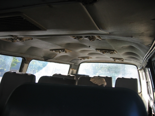 ขายรถตู้ปี93เครื่อง2.5ดีเวล