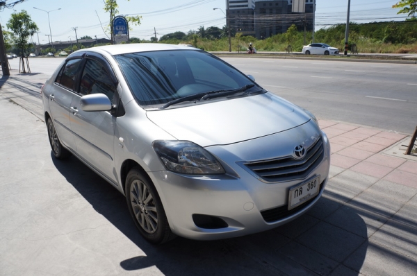 TOYOTA VIOS ปี 2012 AUTO ติดแก็ส LPG หัวฉีด ถังโดนัท รถสวย ล้อ MAX กระจกไฟฟ้า เครื่องเดิมแน่นๆ ช่วงล่างดี เบาะสภาพดี ภายในสวย สีสวย รถพร้อมใช้งาน จัดไฟแนนได้ ฟรีดาวน์