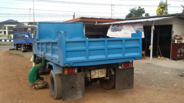 หกล้อดั้ม อีซูซุ NPRNPR-59LU5M-115แรง เกียร์สั้น power ล่างใหญ่ ท้าย Fยาง 8.25ดีทุกเส้น รถสภาพดีเดิมๆพร้อมจะไปลุย เมืองอุบล ครับท่าน