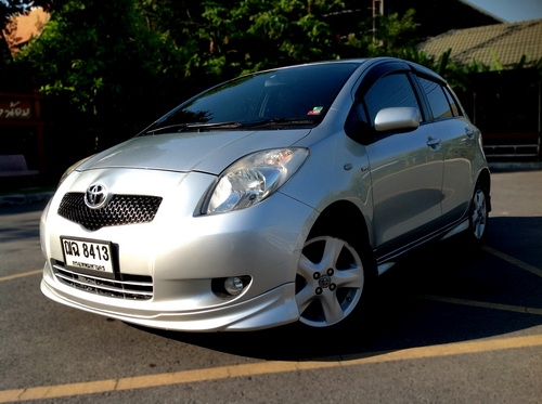 **ขาย  Yaris ปี08 E auto สีบรอนซ์เงิน รถสวยจัด สภาพเดิมๆ เหมือนป้ายแดง ราคาถูกสุดๆ**มีรูป