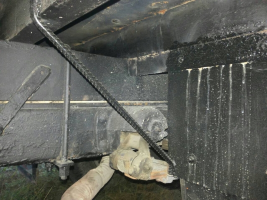 รถบรรทุก 6 ล้อ พื้นเรียบ ยี่ห้อ ISUZU  110  แรงม้า