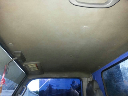 รถบรรทุก 6 ล้อ พื้นเรียบ ยี่ห้อ ISUZU  110  แรงม้า