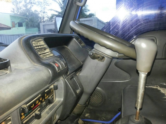 รถบรรทุก 6 ล้อ พื้นเรียบ ยี่ห้อ ISUZU  110  แรงม้า