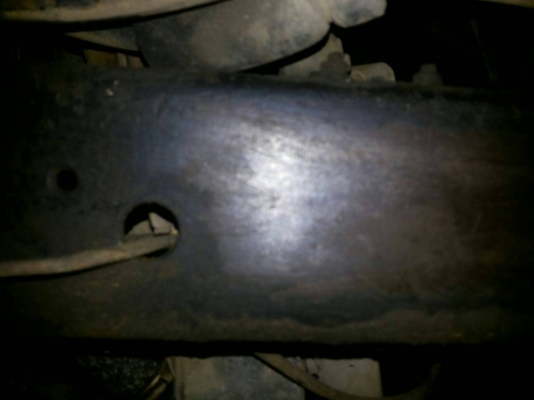 รถบรรทุก 6 ล้อ พื้นเรียบ ยี่ห้อ ISUZU  110  แรงม้า