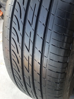 ขายยาง215/60/16 ปี 1913 BRIDGESTONE TUENZA GR90  2 เส้น