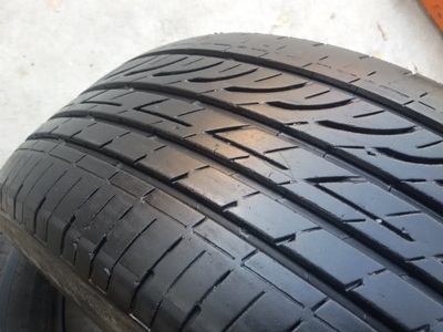 ขายยาง215/60/16 ปี 1913 BRIDGESTONE TUENZA GR90  2 เส้น